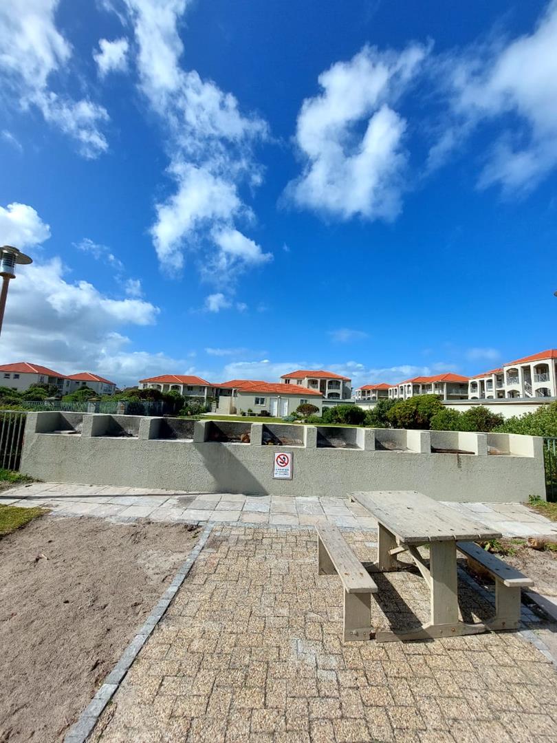 To Let 3 Bedroom Property for Rent in Muizenberg Western Cape